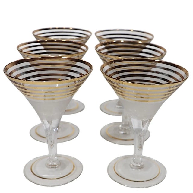 Dorothy Thorpe 7 Pc. Art Deco Mid Century Gold Band Cocktail Set by Derby Shelton C 1940's For Sale - Image 4 of 12