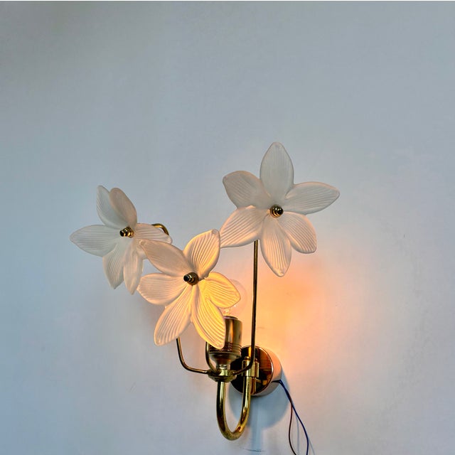 Brass Vintage Art Deco Frosted Glass Flower Wall Sconce - a Pair – E27 For Sale - Image 8 of 14