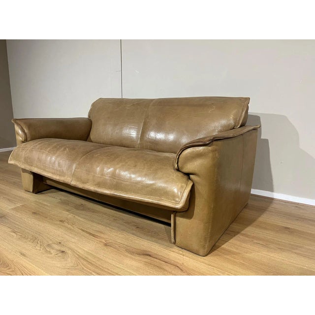 Vintage 760 Bulli 2-Seater Sofa in Leather from Leolux, 1980s For Sale - Image 3 of 12