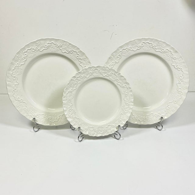 Two iconic brands, Wedgwood and Ralph Lauren, collaborated to bring us this Hollywood Regency Le Blanc all-white porcelain...