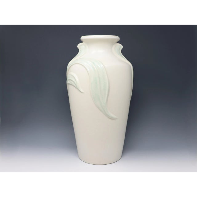 Off-white Vintage Large Harris Potteries Chicago Art Nouveau Vase For Sale - Image 8 of 11