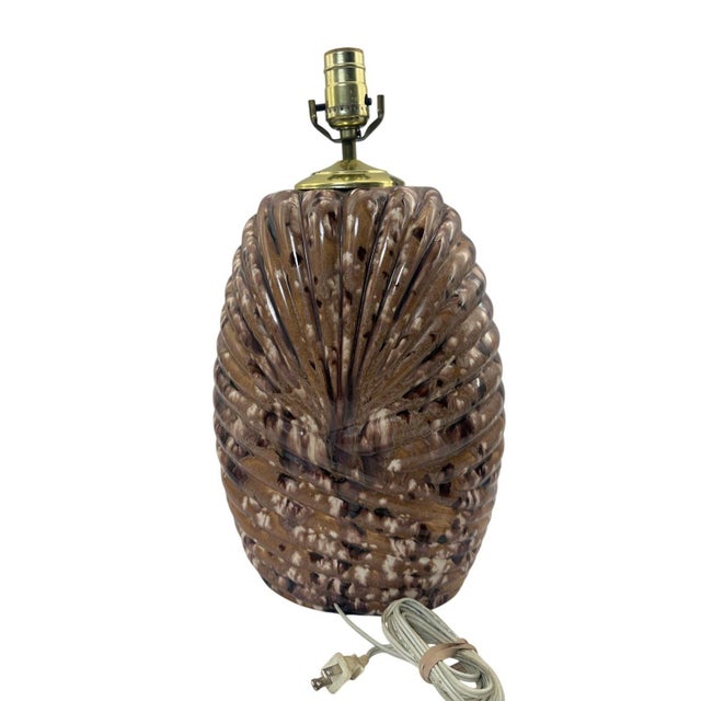 Mid-Century Modern Vintage 80s Shell Table Lamp Coastal Seashell Brass Base 18" For Sale - Image 3 of 9