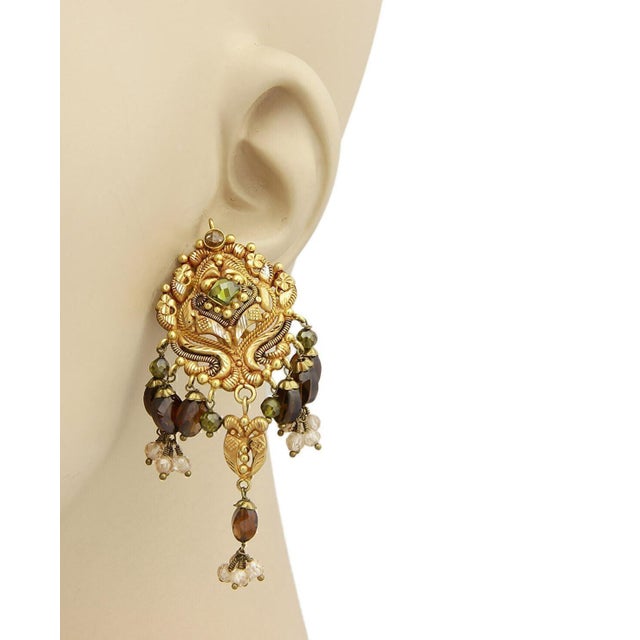 Multi Colored Gemstone 20K Gold Dangle Earring & Pendant Set For Sale - Image 4 of 8