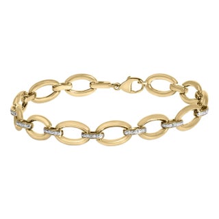 Gold Vermeil 1/10 Cttw Diamond Bold Oval Link Bracelet For Sale