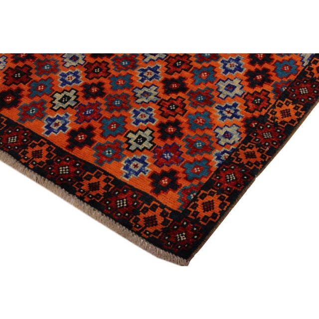 A mesmerizing addition to any décor, this exhilarating hand-knotted rug featuring exquisite coloration in an intricate...