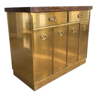 Attributed Mastercraft Brass & Burl Wood Bar Cabinet / Dry Bar, 1970s For Sale