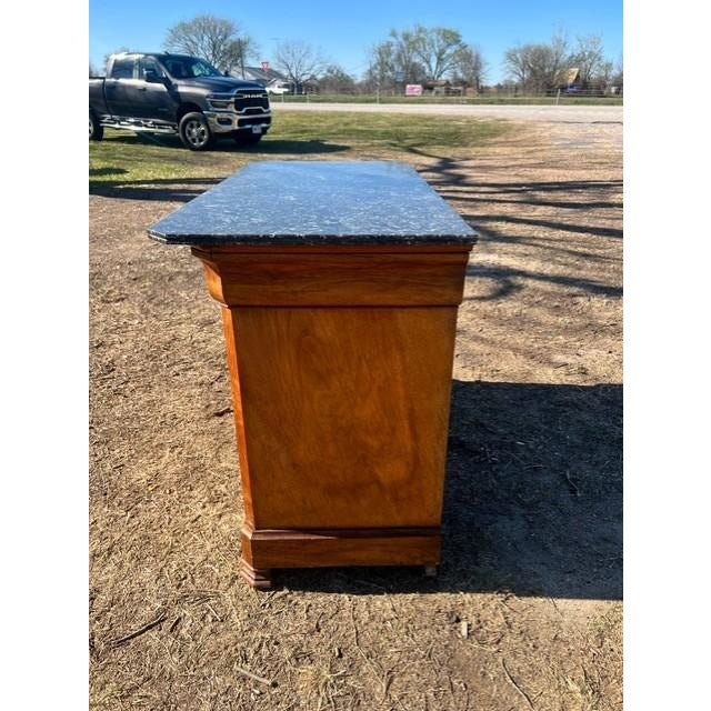19th Century Louis Philippe Burl Walnut Marble Top Chest of Drawer / Commodes For Sale - Image 17 of 18