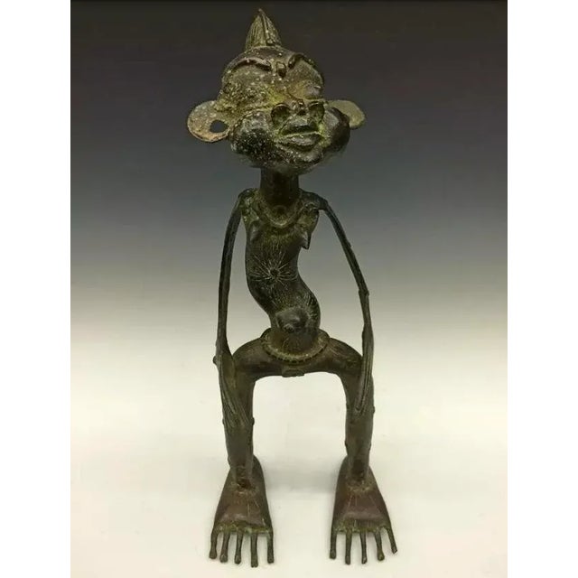 Metal Pair of Late 20th Century African Tribal Art Bronze Bamileke Statue For Sale - Image 7 of 10