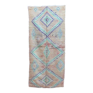 Moroccan Handwoven Vintage Rug - 3'5" X 7'10" Ft For Sale