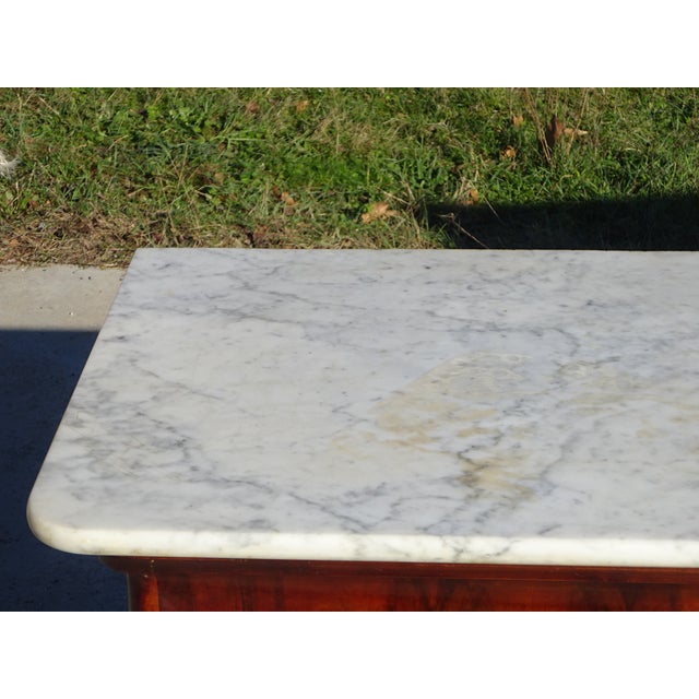 Antique Restoration Chest of Drawers in Mahogany Veneer with White Marble Top For Sale - Image 6 of 18
