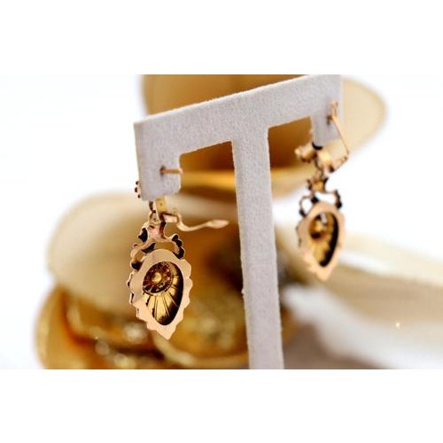 Gold Earrings with Leaf Shaped Reliefs, Set of 2 For Sale - Image 6 of 7