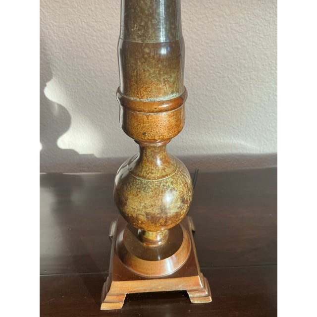 Vintage Mid-Century Modern Wescal Table Lamp With Faux Tortoiseshell Shade & Verdigris Finish For Sale - Image 4 of 12