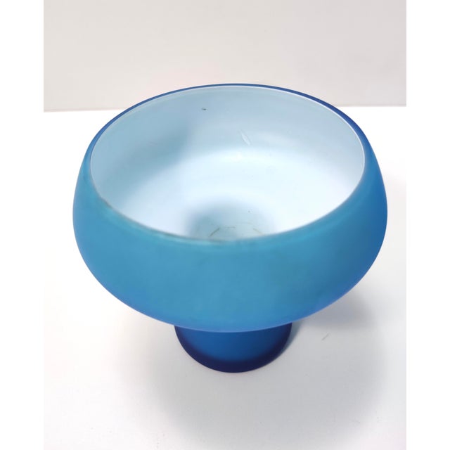 Postmodern Cyan Murano Glass Vases attributed to Carlo Moretti, Italy, 1970s, Set of 2 For Sale - Image 6 of 8