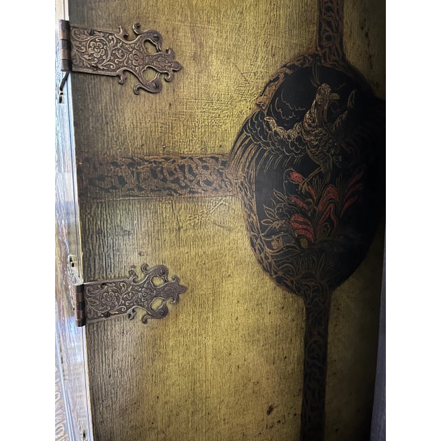 19th Century Antique Japanese Chinoiserie Bar Cabinet For Sale In Miami - Image 6 of 11