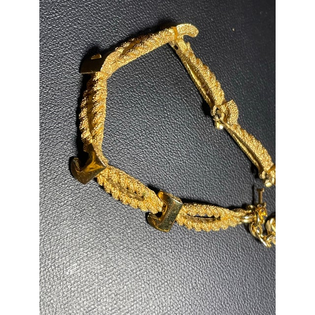 1950s MCM Jewelry by Trifari "Twisted Cord" Golden Rope Link Choker Necklace For Sale - Image 5 of 8