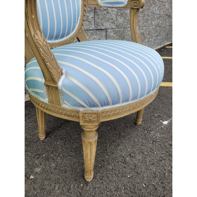 French French Louis XVI-Style Painted Blue Silk Chair For Sale - Image 3 of 10