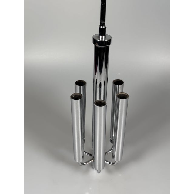 1960s-1970s chandelier by Gaetano Sciolari for Sciolari Chrome Design Item: Chandelier Manufacturer: Sciolari Condition:...