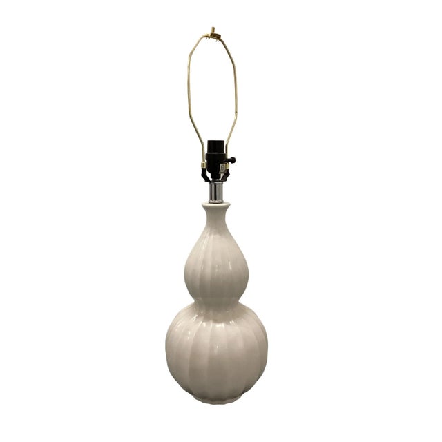 Large White Ceramic Table Lamp, France 1960s For Sale In Los Angeles - Image 6 of 6