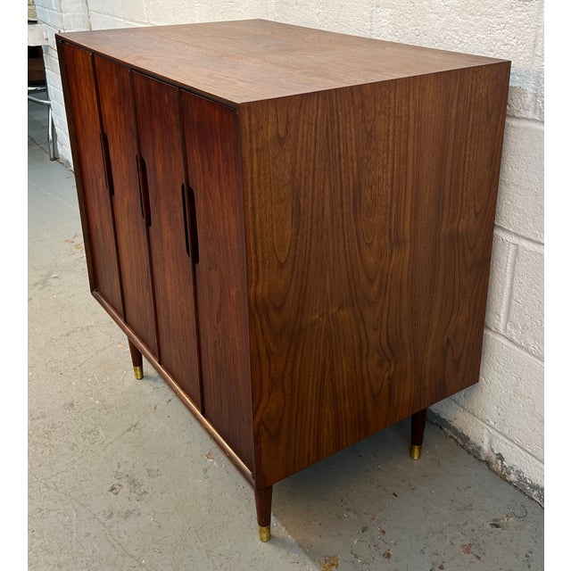 Unique Mid-Century Modern Stereo Cabinet For Sale - Image 4 of 14