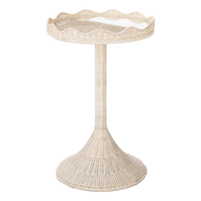 Amanda Lindroth Sloane Scalloped Side Table For Sale