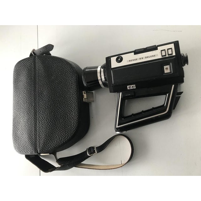 Japanese Revue S8 Deluxe Camera with Case, 1960s For Sale - Image 4 of 18