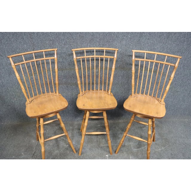 Mid-Century Modern Benchmade Maple Bamboo Swivel Barstools Set/3 For Sale - Image 3 of 5