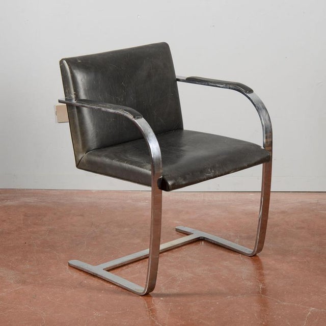 An iconic piece of 20th-century design, this brno "flat bar" chair is a stunning example of modernism dating back to the...