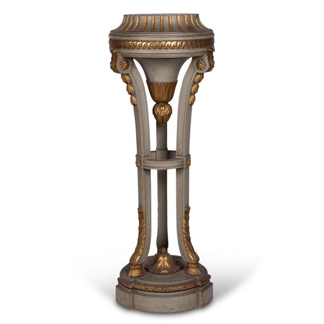 Column in Carved and Gilded Wood For Sale - Image 4 of 7