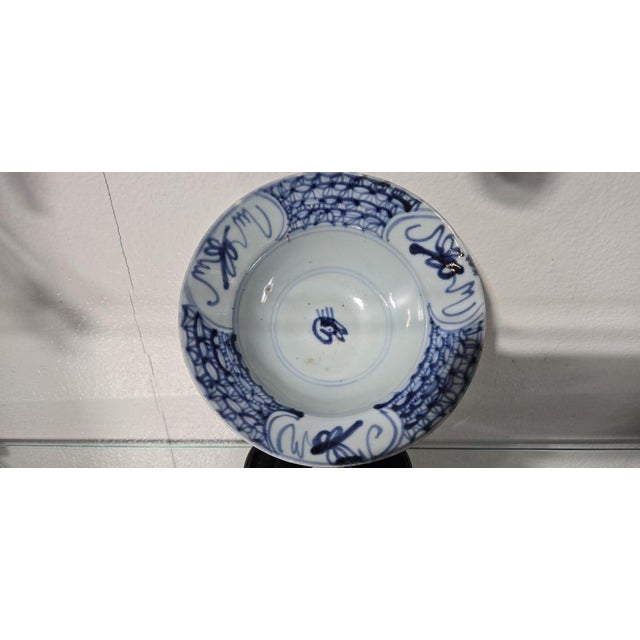 Authentic 19th-century Chinese blue-and-white porcelain bowl For Sale - Image 4 of 9