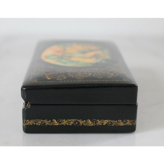Paint Vintage Russian Hand-Painted Papier-Mâché Lacquer Trinket Box For Sale - Image 7 of 12