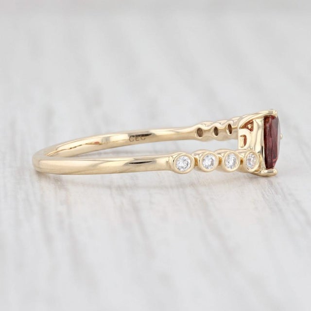 2020s New 0.50ctw Pink Tourmaline Diamond Ring 14k Gold Size 6.5 Bypass Stackable Band For Sale - Image 5 of 7