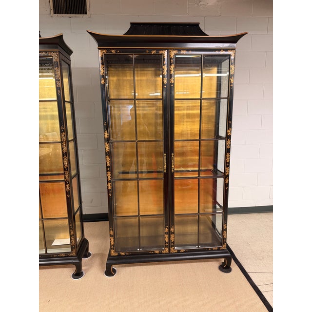 1970s Ultra Rare 1960’s Pagoda Top Chinoiserie Cases by Union National, A Pair For Sale - Image 5 of 12