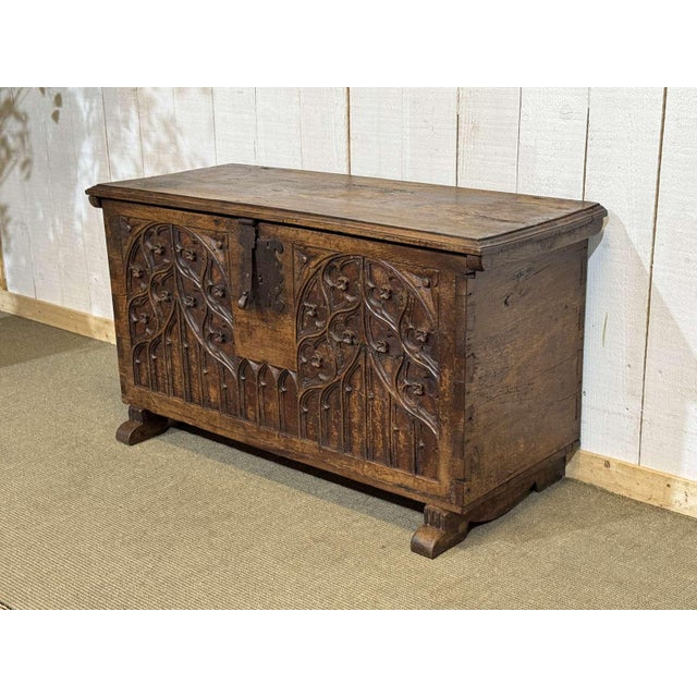 18th Century Oak Chest with Gothic Decoration For Sale - Image 14 of 18