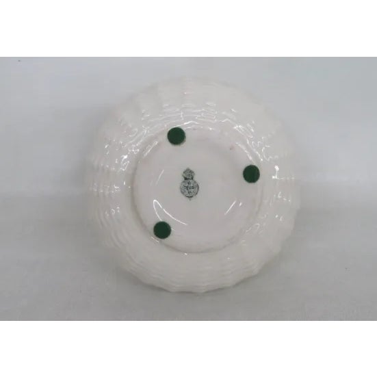 Royal Worcester Royal Worchester 1884 Porcelain White and Gold Woven Basket Vase For Sale - Image 4 of 13