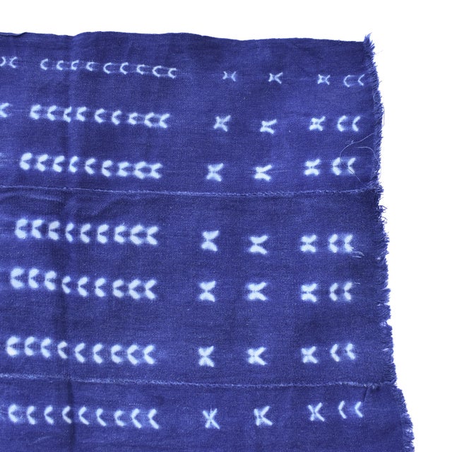 African Early 20th Century Indigo Textile Dogon or Mossi 60.5x43 Inch For Sale - Image 3 of 4