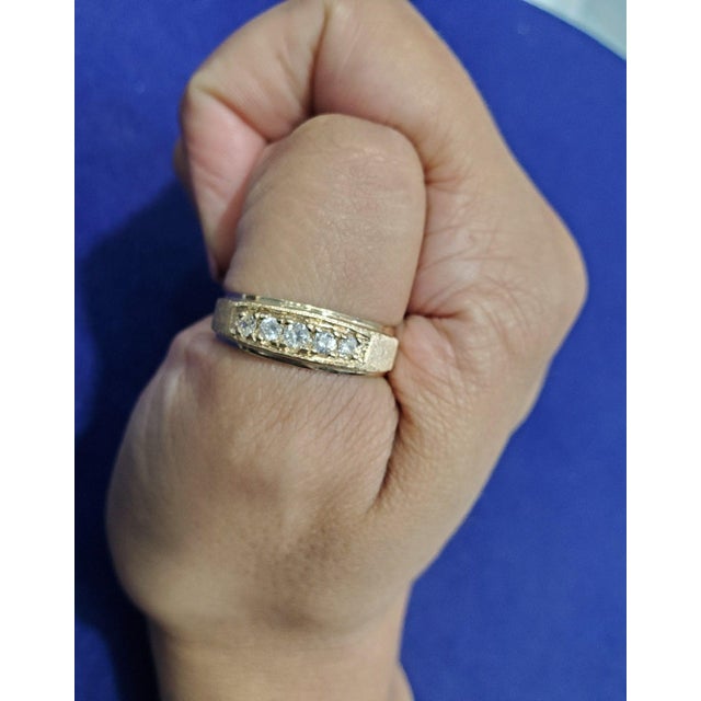 ♥ Product Summary ♥ Main Stone: Diamond Approx. Diamond Carat Weight: .33cttw Diamond Color: G Diamond Clarity: SI1...