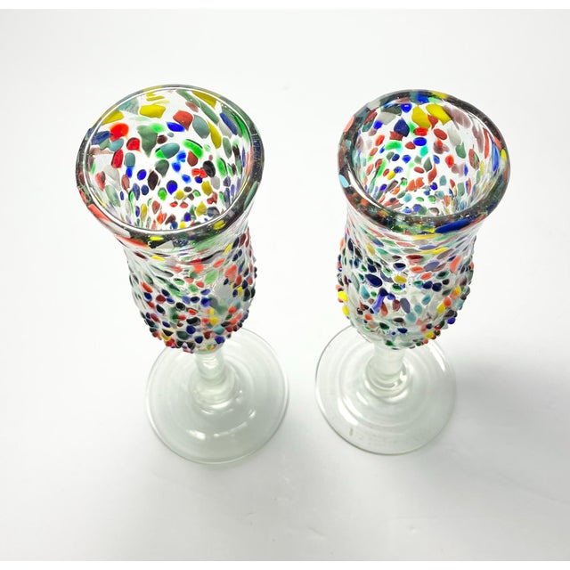 Mexican 1990s Vintage Pair of Rainbow Graniti Confetti Mexican Handblown Champagne Glasses - a Pair For Sale - Image 3 of 6