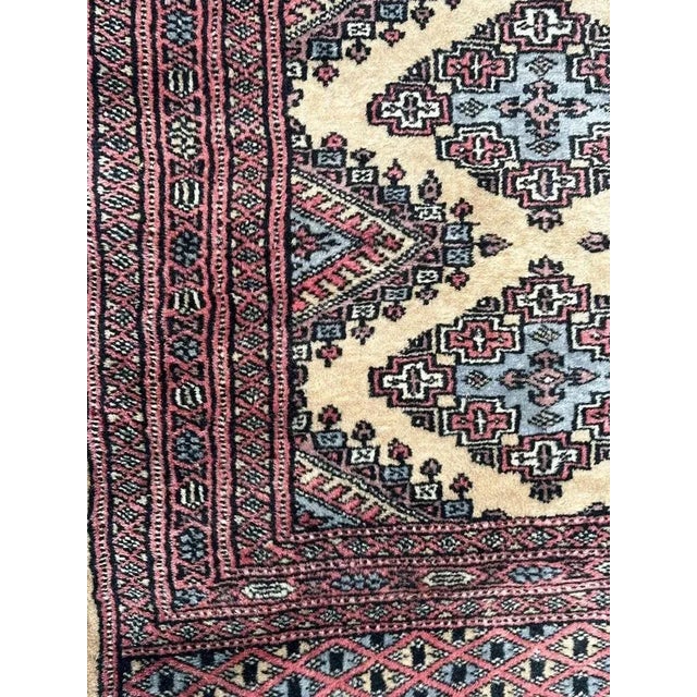 Small Vintage Pakistani Rug, 1980s For Sale - Image 3 of 11