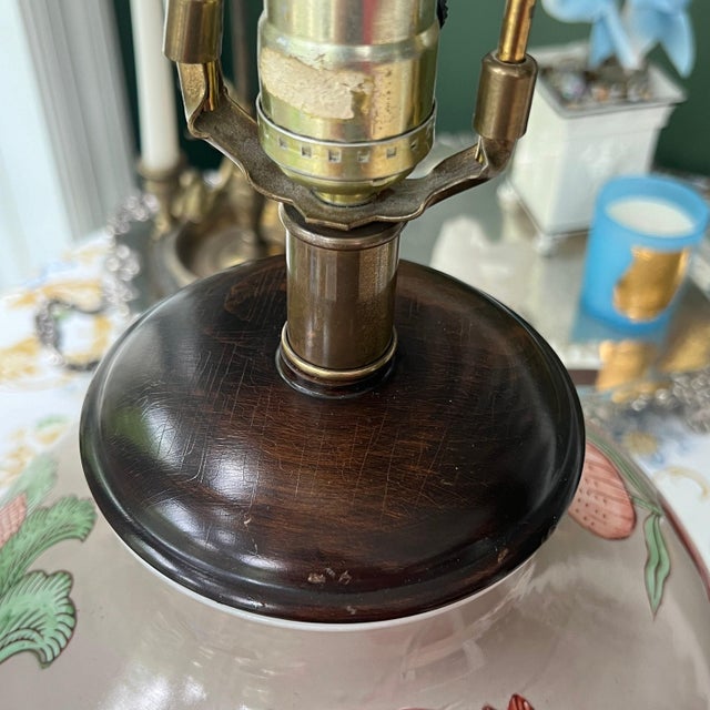 Brown Vintage Frederick Cooper table lamp // colorful floral on a beautiful taupe background // accent lamp // designer lamp For Sale - Image 8 of 10