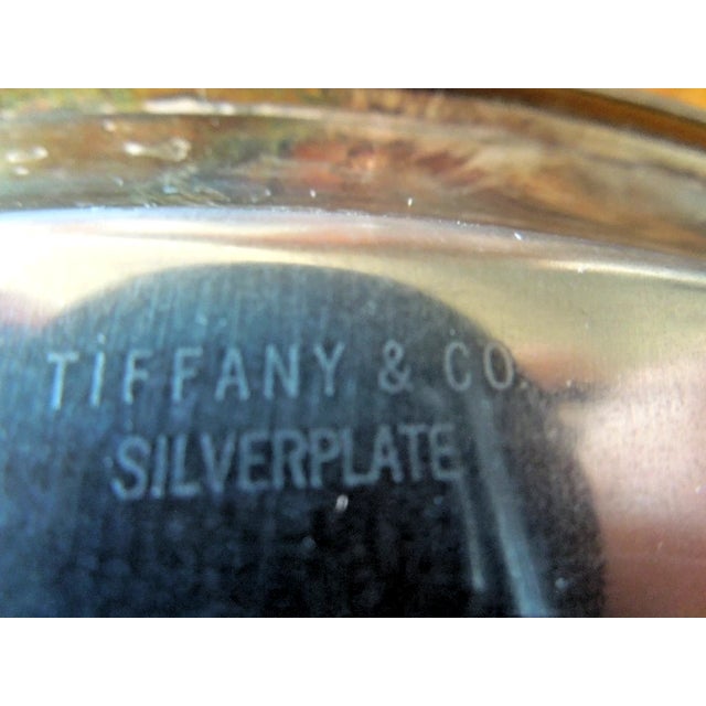 Tiffany and Co. Late 20th Century Tiffany & Co. Regency Syle Round Silverplate Serving Tray With Anti-Tarnish Bag For Sale - Image 4 of 5