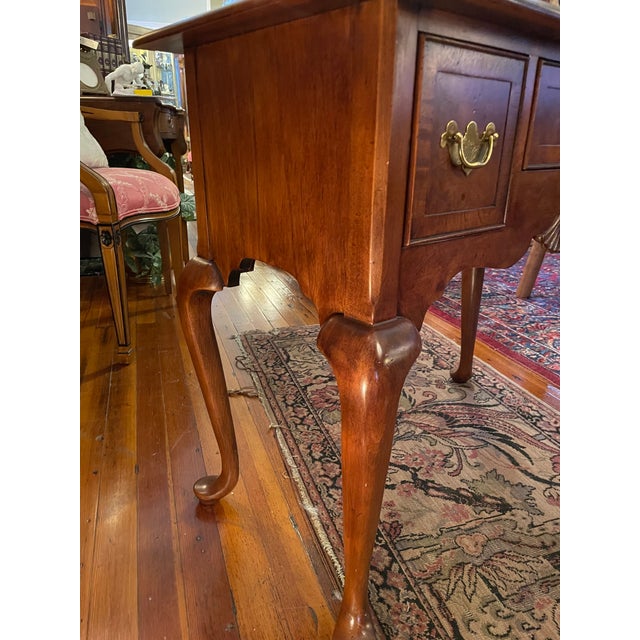 Mid 20th Century End Table With Drawers by Hekman For Sale - Image 5 of 9