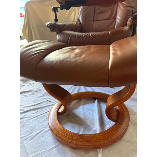 Vintage Ekornes Leather Stressless Recliner With Swing-Out Table For Sale - Image 10 of 17