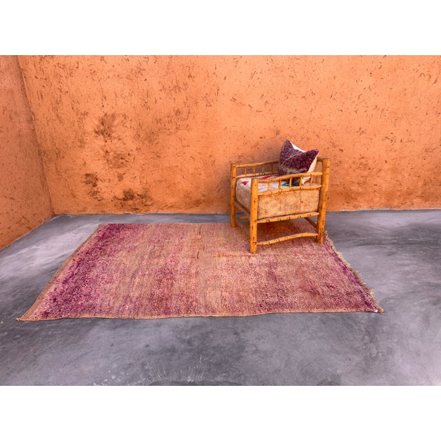 Mid-Century Moroccan Rug - 5'1" X 7'10" Ft For Sale - Image 9 of 10
