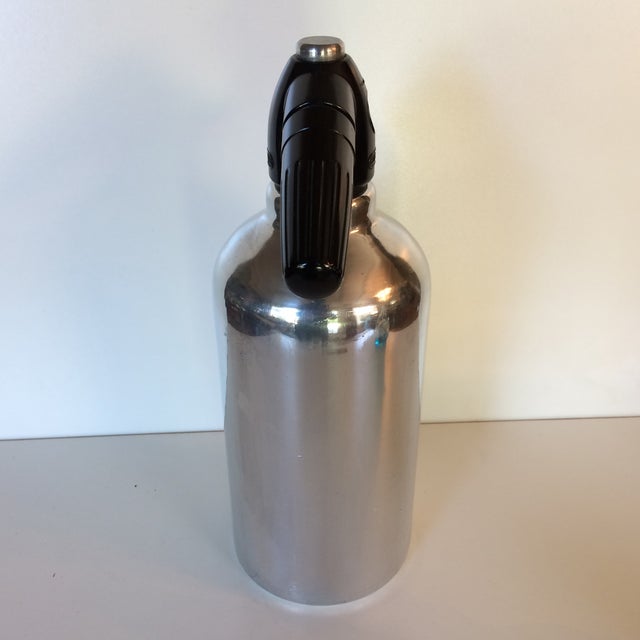 Kidde Mfg MidCentury Modern Rechargeable "Soda King" Seltzer Bottle