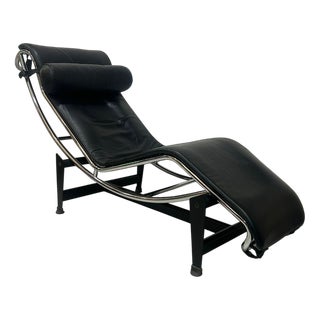 LC4 Chaise Longue by Le Corbusier for Alivar, 1990s For Sale