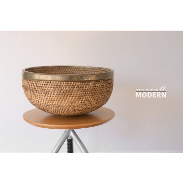 Mid-Century Modern Vintage 1970s 15" Brass-Rimmed Rattan Basket Bowl For Sale - Image 3 of 12
