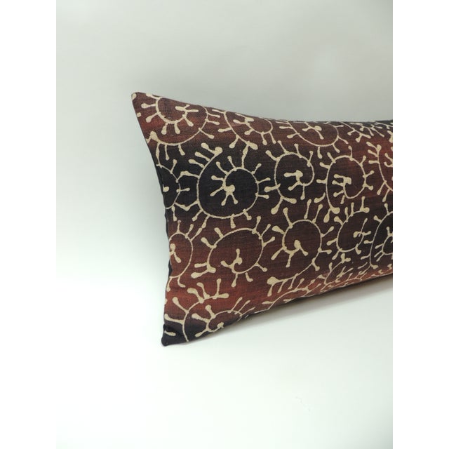 1980s Indian Hand-Blocked Woven Linen Textile Long Bolster Pillow For Sale - Image 5 of 5