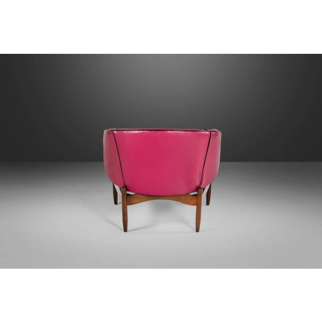 Mid-Century Modern Mid Century Modern Sculptural Barrel Lounge Chair by Lawrence Peabody, circa 1960s For Sale - Image 3 of 11