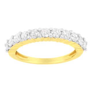 IGI Certified 1.0 Cttw Diamond 10K Yellow Gold Prong Set Fluted Band Style Wedding Ring (J-K Color, I1-I2 Clarity) - Size 6 For Sale