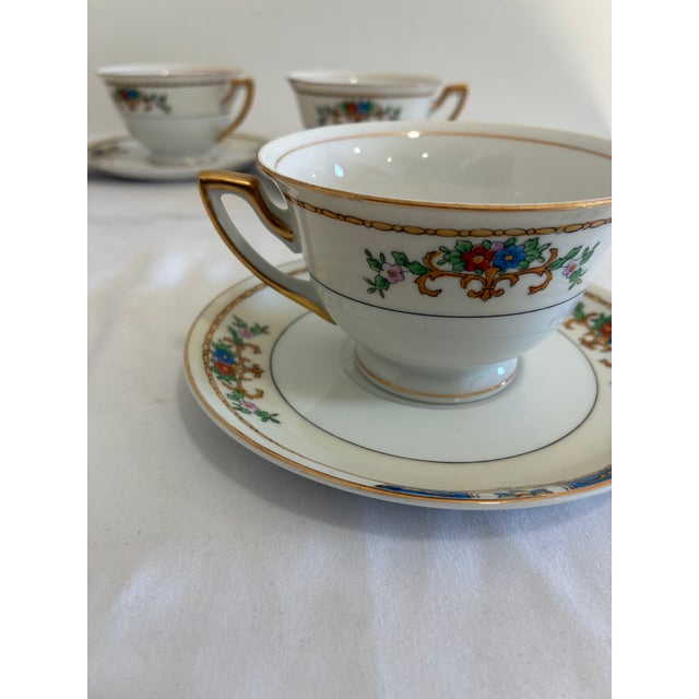 Mid 20th Century Vintage Meito China “Warren” Hand-Painted Floral Cups and Saucers, Set of 5 For Sale - Image 5 of 9